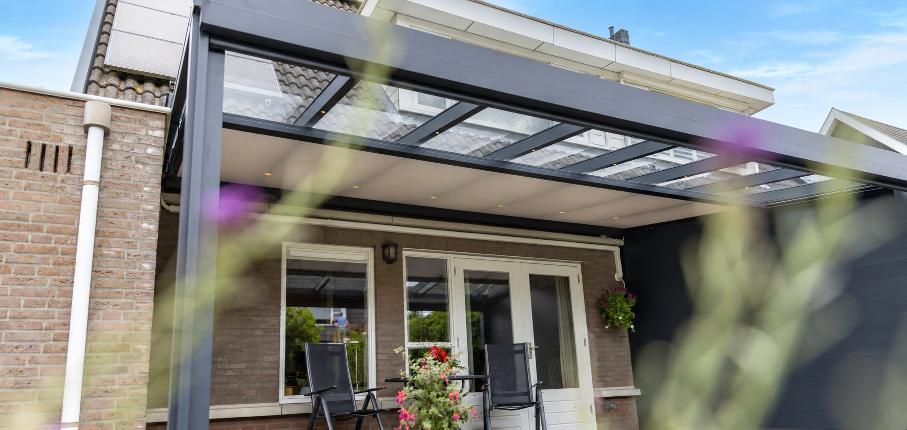 Carport zijaanzicht